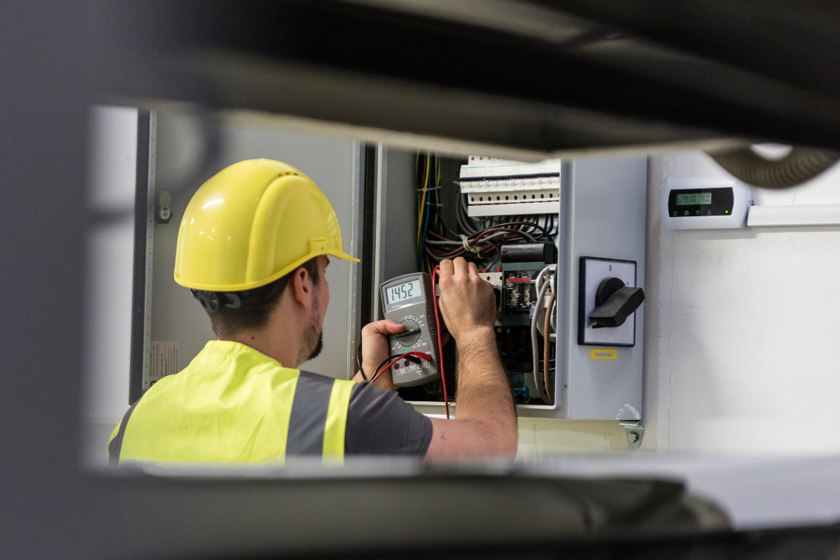 Clear Insurance Ireland Tradesman Electrician Insurance 4